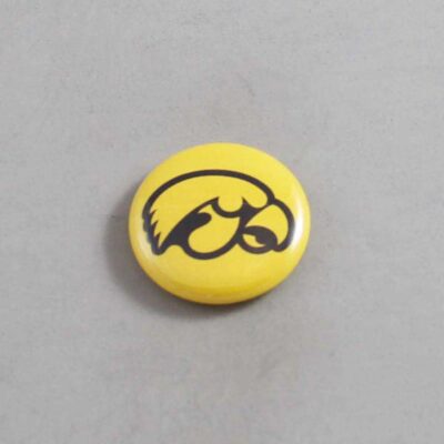NCAA Iowa Hawkeyes Button 11